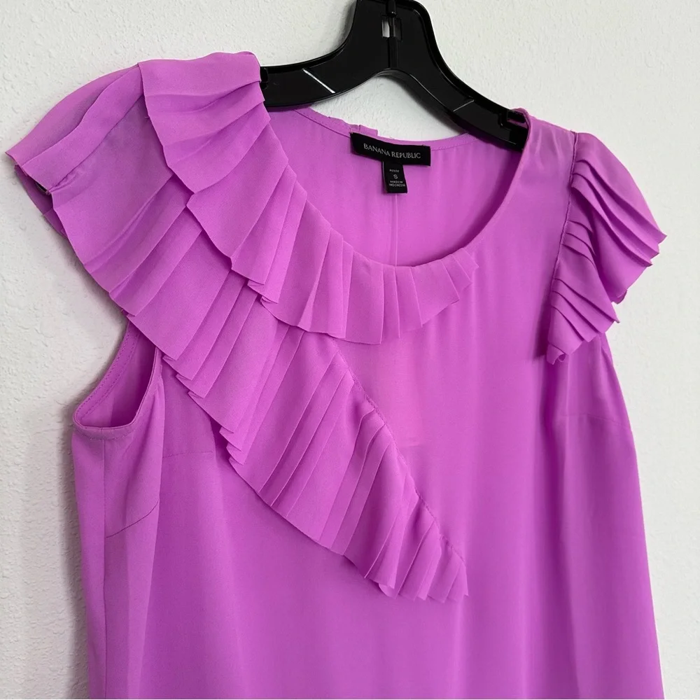 NWT Banana Republic pink/lavender ruffle top - Picture 3 of 14
